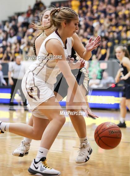 Thumbnail 3 in Sutherland vs. Mendon (Rainbow Classic) photogallery.