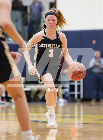 Thumbnail 3 in Sutherland vs. Mendon (Rainbow Classic) photogallery.
