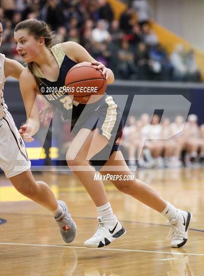Thumbnail 3 in Sutherland vs. Mendon (Rainbow Classic) photogallery.