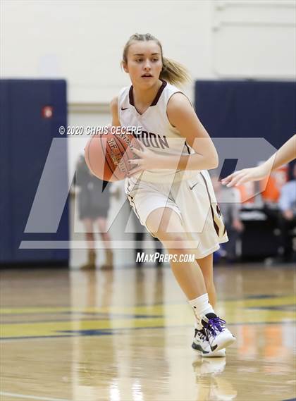 Thumbnail 1 in Sutherland vs. Mendon (Rainbow Classic) photogallery.