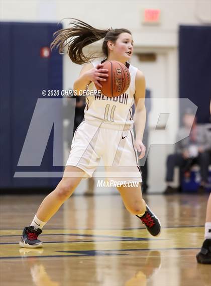 Thumbnail 1 in Sutherland vs. Mendon (Rainbow Classic) photogallery.