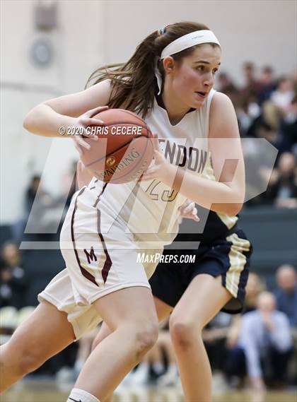 Thumbnail 3 in Sutherland vs. Mendon (Rainbow Classic) photogallery.