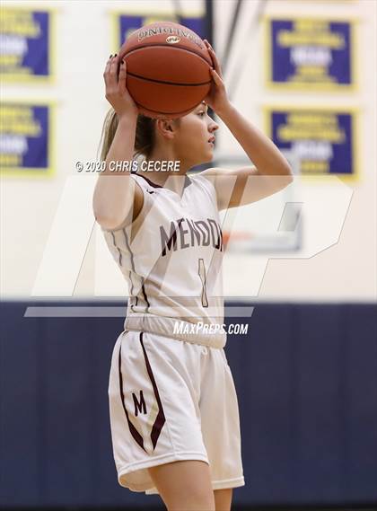Thumbnail 1 in Sutherland vs. Mendon (Rainbow Classic) photogallery.
