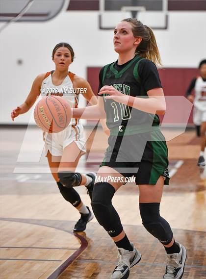 Thumbnail 2 in Caldwell vs Franklin (UIL 3A Bi-District Playoff) photogallery.