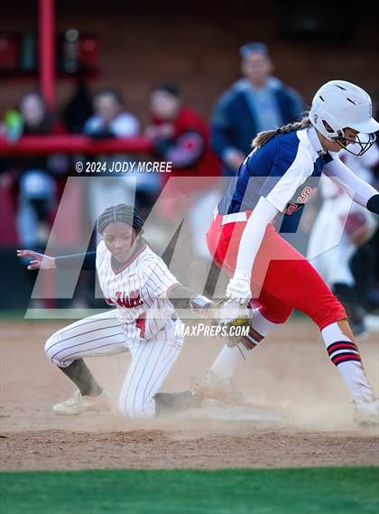 Thumbnail 3 in South Panola @ Center Hill photogallery.