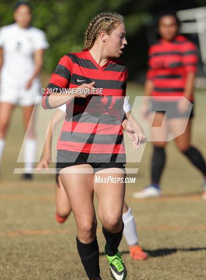 Thumbnail 2 in Oak Hills @ Flintridge Prep (CIF SS Playoffs) photogallery.