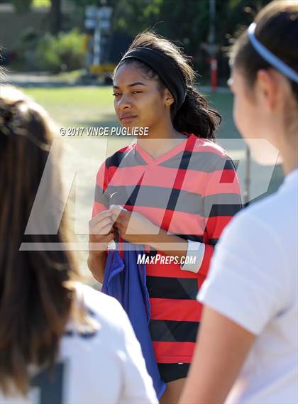 Thumbnail 3 in Oak Hills @ Flintridge Prep (CIF SS Playoffs) photogallery.