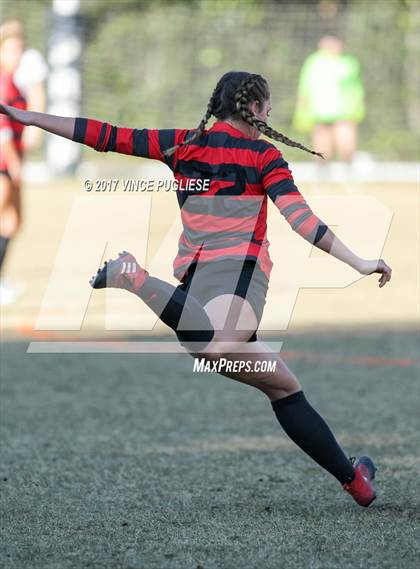 Thumbnail 1 in Oak Hills @ Flintridge Prep (CIF SS Playoffs) photogallery.