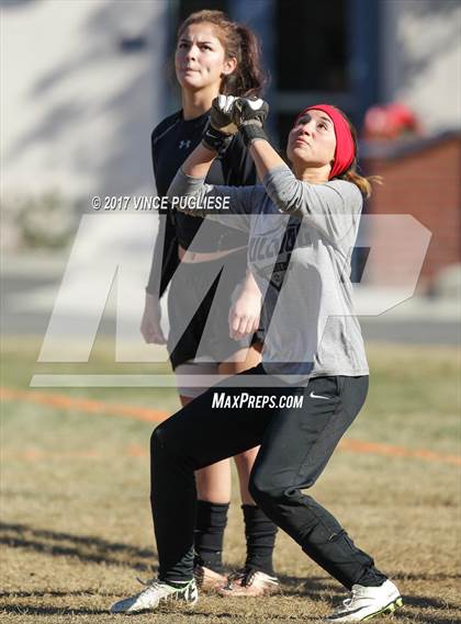 Thumbnail 2 in Oak Hills @ Flintridge Prep (CIF SS Playoffs) photogallery.