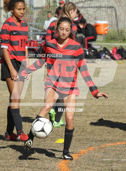 Thumbnail 2 in Oak Hills @ Flintridge Prep (CIF SS Playoffs) photogallery.