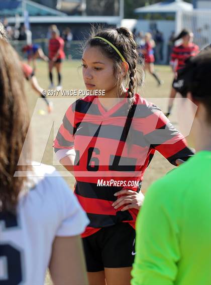 Thumbnail 1 in Oak Hills @ Flintridge Prep (CIF SS Playoffs) photogallery.
