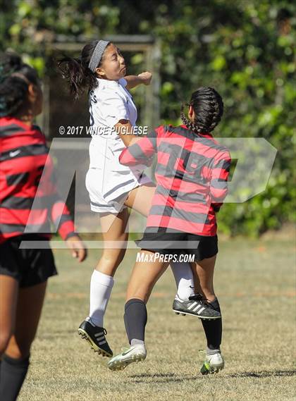 Thumbnail 1 in Oak Hills @ Flintridge Prep (CIF SS Playoffs) photogallery.