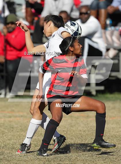 Thumbnail 3 in Oak Hills @ Flintridge Prep (CIF SS Playoffs) photogallery.