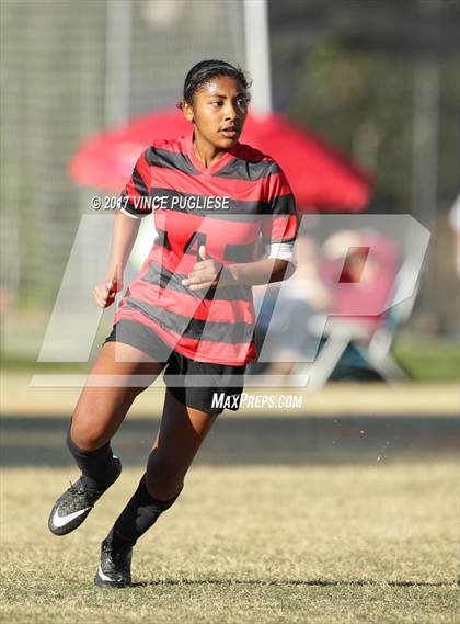 Thumbnail 3 in Oak Hills @ Flintridge Prep (CIF SS Playoffs) photogallery.