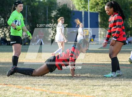 Thumbnail 1 in Oak Hills @ Flintridge Prep (CIF SS Playoffs) photogallery.