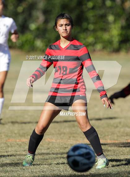Thumbnail 1 in Oak Hills @ Flintridge Prep (CIF SS Playoffs) photogallery.