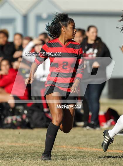 Thumbnail 2 in Oak Hills @ Flintridge Prep (CIF SS Playoffs) photogallery.