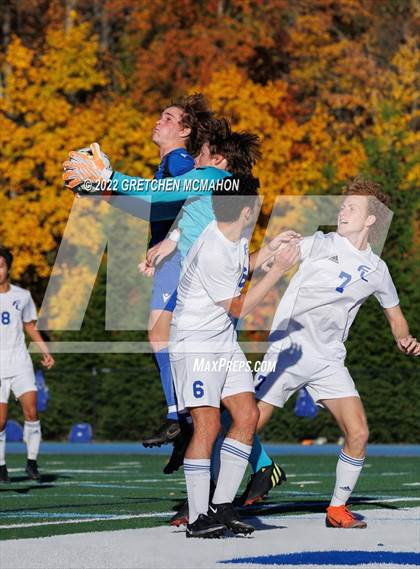 Thumbnail 1 in Ludlowe@Darien (FCIAC 1/4finals) photogallery.