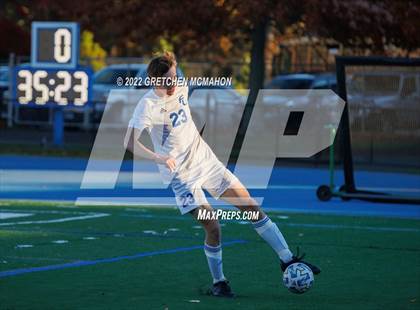 Thumbnail 2 in Ludlowe@Darien (FCIAC 1/4finals) photogallery.
