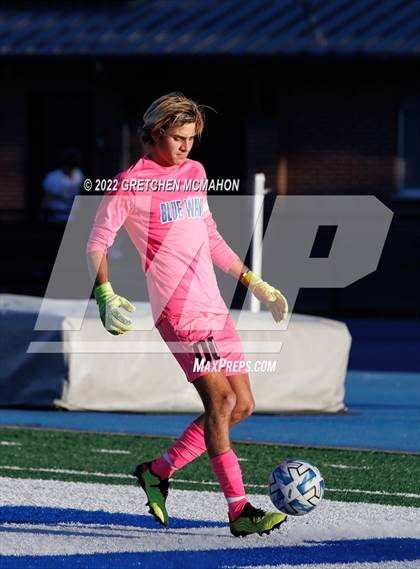 Thumbnail 1 in Ludlowe@Darien (FCIAC 1/4finals) photogallery.