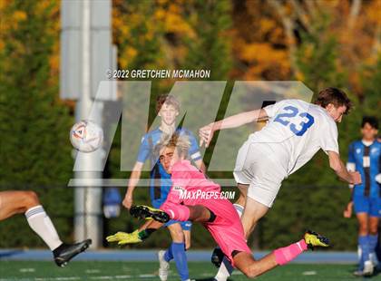 Thumbnail 2 in Ludlowe@Darien (FCIAC 1/4finals) photogallery.