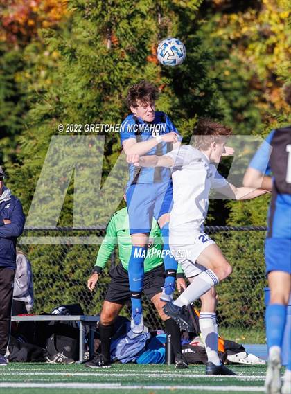 Thumbnail 1 in Ludlowe@Darien (FCIAC 1/4finals) photogallery.