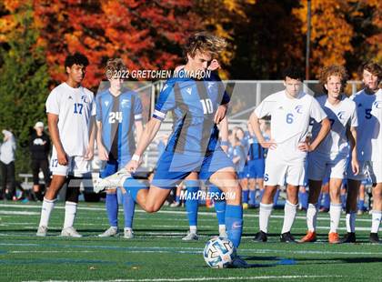 Thumbnail 3 in Ludlowe@Darien (FCIAC 1/4finals) photogallery.