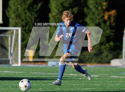 Thumbnail 1 in Ludlowe@Darien (FCIAC 1/4finals) photogallery.