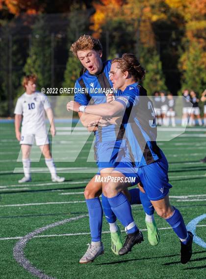 Thumbnail 1 in Ludlowe@Darien (FCIAC 1/4finals) photogallery.
