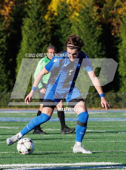 Thumbnail 2 in Ludlowe@Darien (FCIAC 1/4finals) photogallery.