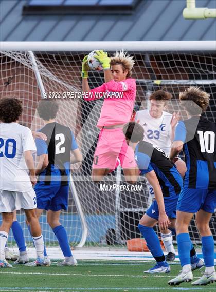 Thumbnail 1 in Ludlowe@Darien (FCIAC 1/4finals) photogallery.