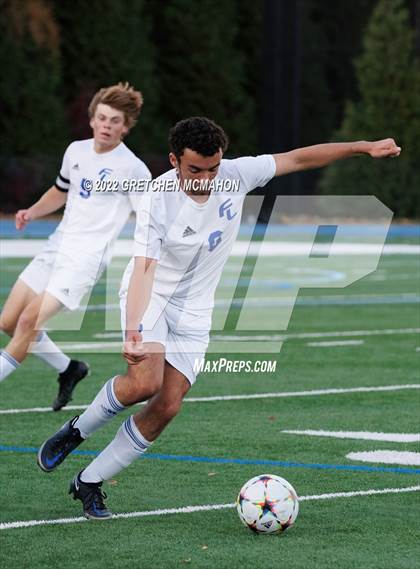 Thumbnail 2 in Ludlowe@Darien (FCIAC 1/4finals) photogallery.