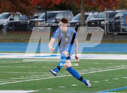 Thumbnail 2 in Ludlowe@Darien (FCIAC 1/4finals) photogallery.