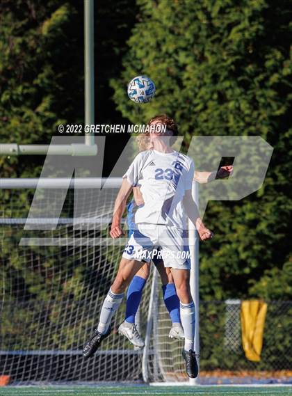 Thumbnail 1 in Ludlowe@Darien (FCIAC 1/4finals) photogallery.