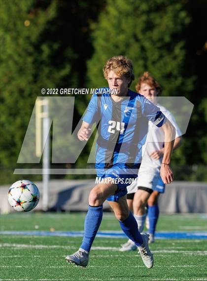 Thumbnail 3 in Ludlowe@Darien (FCIAC 1/4finals) photogallery.
