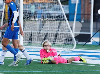 Thumbnail 1 in Ludlowe@Darien (FCIAC 1/4finals) photogallery.