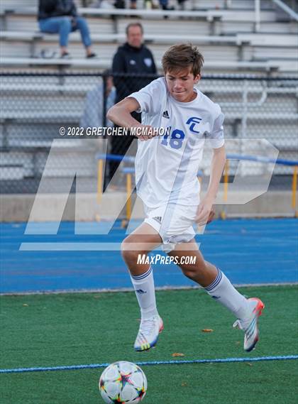 Thumbnail 3 in Ludlowe@Darien (FCIAC 1/4finals) photogallery.