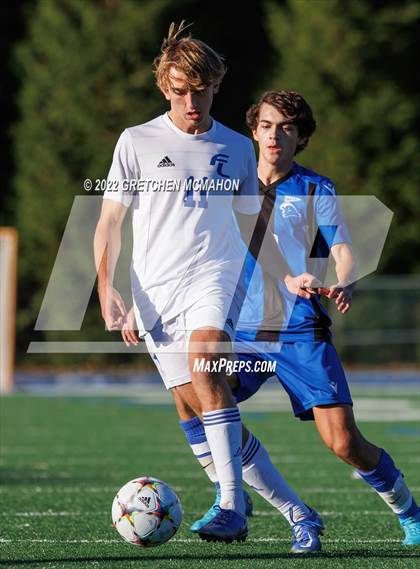 Thumbnail 1 in Ludlowe@Darien (FCIAC 1/4finals) photogallery.