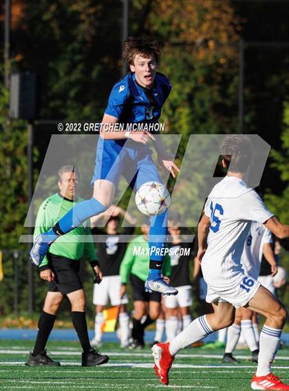 Thumbnail 3 in Ludlowe@Darien (FCIAC 1/4finals) photogallery.