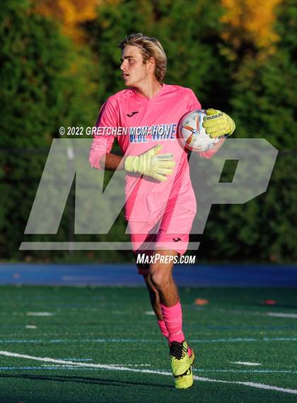 Thumbnail 1 in Ludlowe@Darien (FCIAC 1/4finals) photogallery.