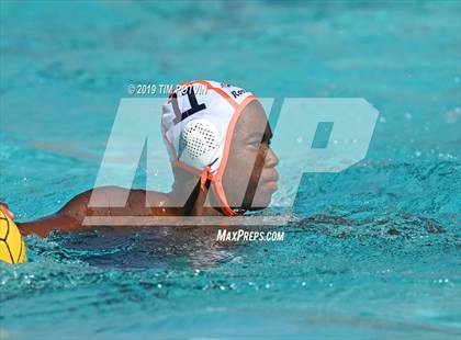 Thumbnail 3 in Estancia vs Roosevelt photogallery.