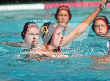 Thumbnail 2 in Estancia vs Roosevelt photogallery.