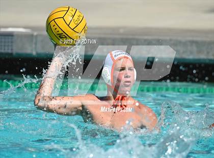 Thumbnail 1 in Estancia vs Roosevelt photogallery.