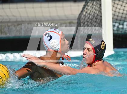 Thumbnail 2 in Estancia vs Roosevelt photogallery.
