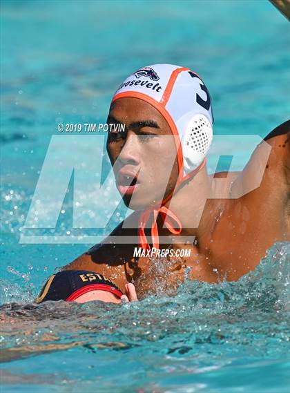 Thumbnail 1 in Estancia vs Roosevelt photogallery.
