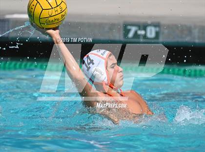 Thumbnail 2 in Estancia vs Roosevelt photogallery.