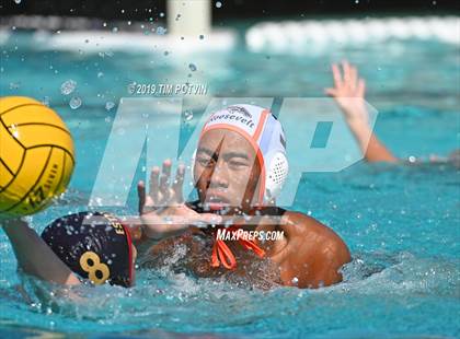Thumbnail 1 in Estancia vs Roosevelt photogallery.