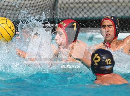 Thumbnail 1 in Estancia vs Roosevelt photogallery.