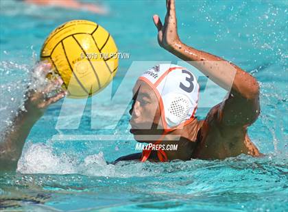Thumbnail 3 in Estancia vs Roosevelt photogallery.