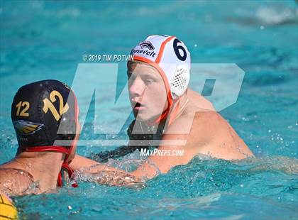 Thumbnail 1 in Estancia vs Roosevelt photogallery.